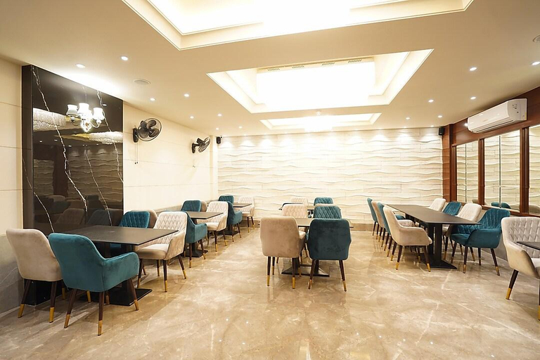 Food & Drinks 5, Hotel Magnum, Amritsar