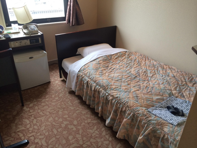 Bedroom 2, Business Inn Suwabe, Kurayoshi