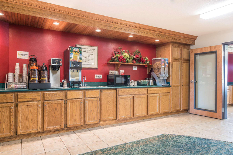 Food & Drinks 3, Homestead Inn and Suites, Big Horn