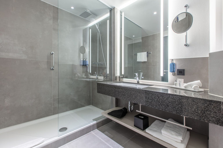 Bathroom 5, ScanHotels City, Rostock