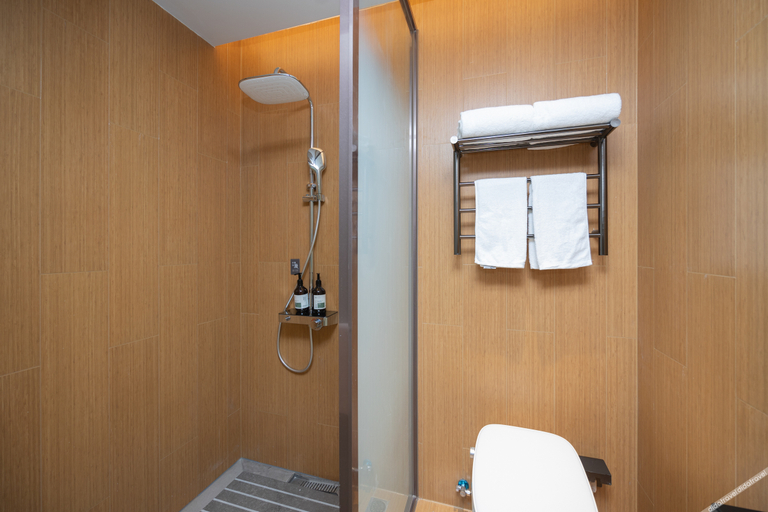 Bathroom 3, Ji Hotel Zhangzhou Changtai Hot Spring, Zhangzhou