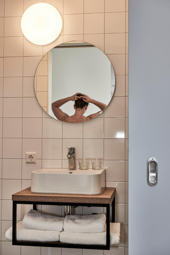Others 5, Hotel VILLA GROET, Wester-Koggenland
