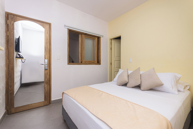 Bedroom 3, Hotel Chromatic, Guatapé