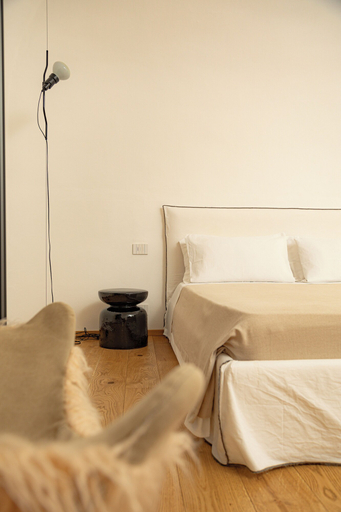 Bedroom 5, Palazzo Console, Lecce