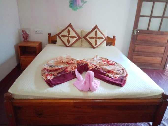 Bedroom 2, Ella Summer Lesser, Ella