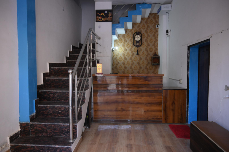Public Area, All In One Guest House, Bareilly