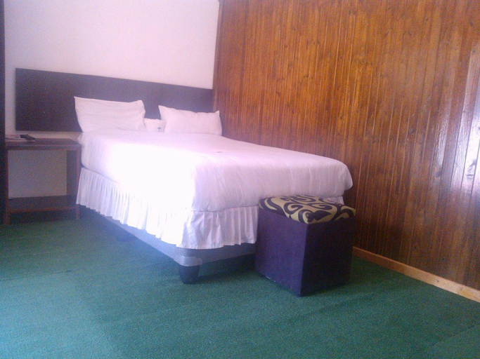 Bedroom 2, Luxury Wild Inn, Ngamiland East