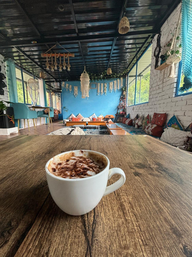 Food & Drinks 5, Peace Inn Cafe and kasolview homestay, Kullu