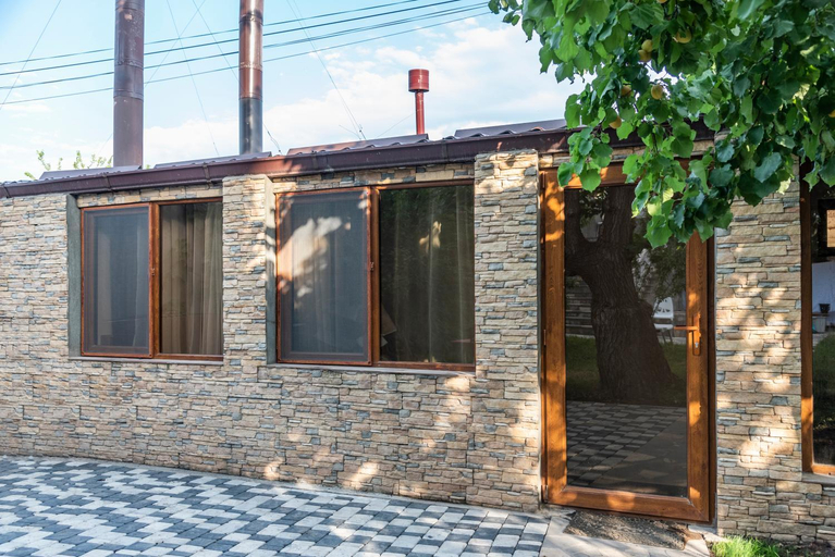 Exterior & Views 1, Patriott Hotel, Yerevan