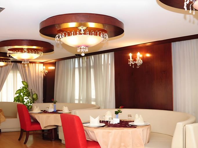 Food & Drinks 5, Al Hayat Hotel Apartments, Sharjah City