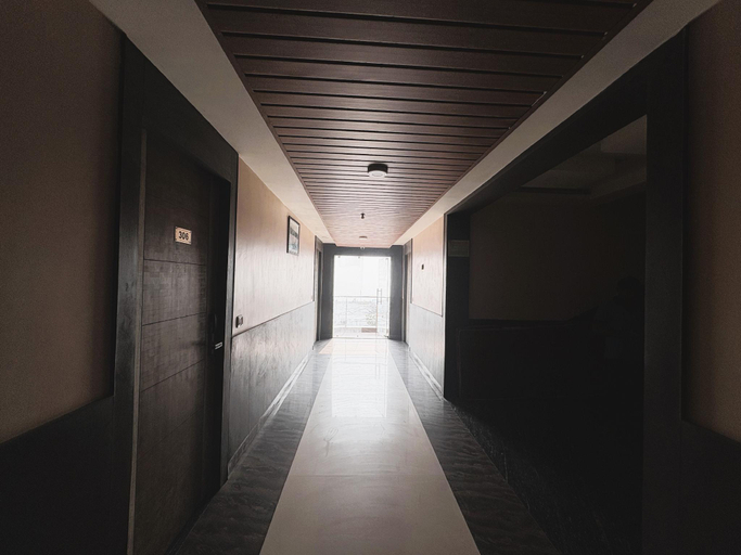 Public Area 2, Hotel Big Boss New Digha, Purba Medinipur