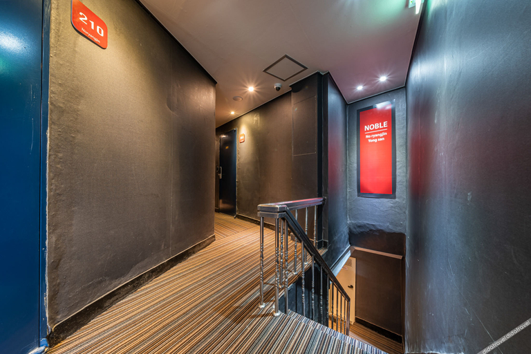 Others 4, Hotel Noble Noryangjin, Dongjak