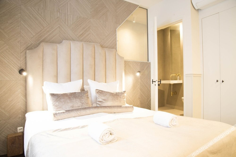 Bedroom 1, House of Amstel, Amsterdam