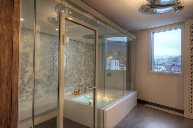 Bathroom 4, Seehotel Waldstaetterhof Swiss Quality, Schwyz
