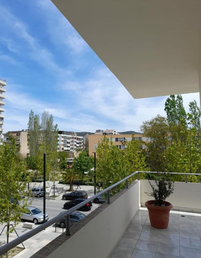 Others 5, Hotel Rossi, Vlorës