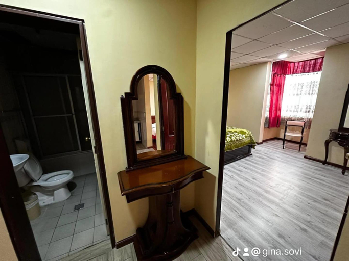 3, Hotel 4 Rios, Cuenca