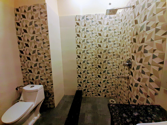 Bathroom 4, PANCHHI'S NEST Villa, Amritsar