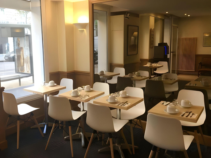 Others 5, Hotel Eiffel Kensington, Paris