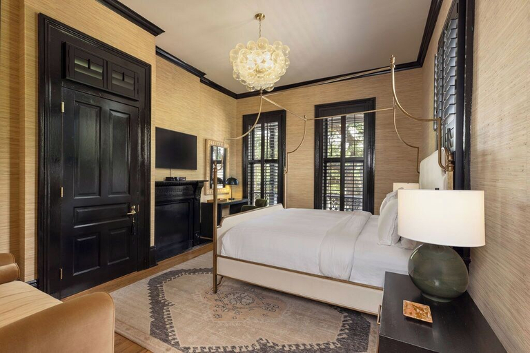 Bedroom 3, The Blackbird Hotel, Orleans