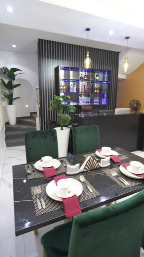 Food & Drinks 4, SHORTLETMART Guest House, Eti-Osa