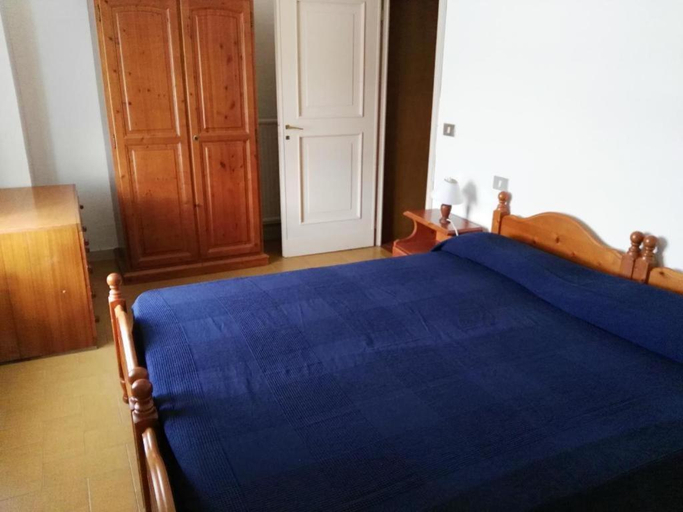 Bedroom 2, Appartamenti in Villa e Casali a Giannella, Grosseto