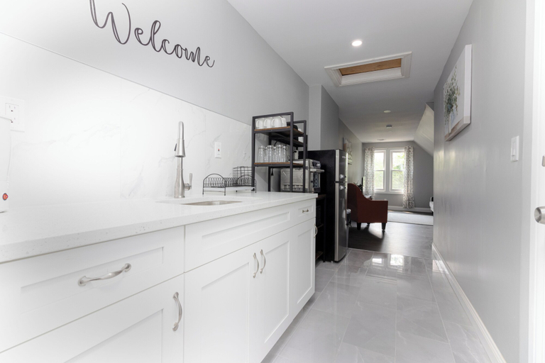 Private kitchen 4, Cozy 1Br Micro Apartment Close To The Falls, Niagara