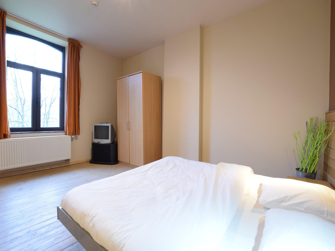 Bedroom 2, Spacious Durbuy group stay, Luxembourg