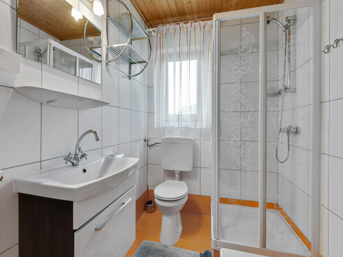 Bathroom 3, Chalet in Eberstein near Saualpe Ski Area, Sankt Veit an der Glan
