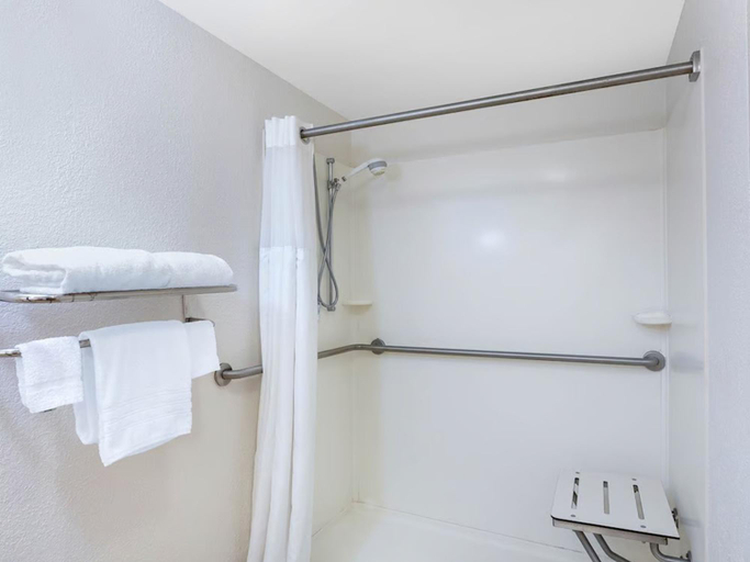 Bathroom 4, 88 Palms Hotel & Event Center, Palm Beach