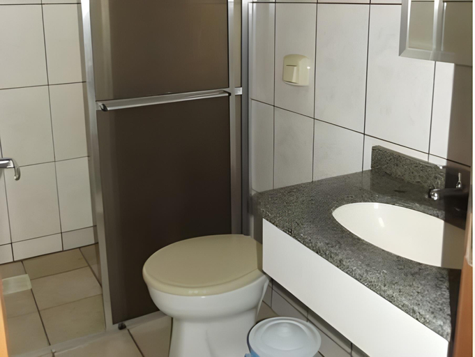 Bathroom 5, Mares do Sul Hotel, Tramandaí