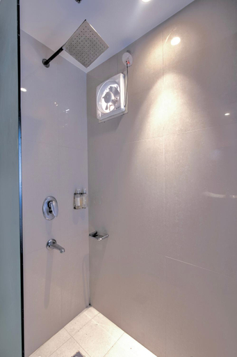 Bathroom 4, The Empire Suites - New Delhi, Delhi