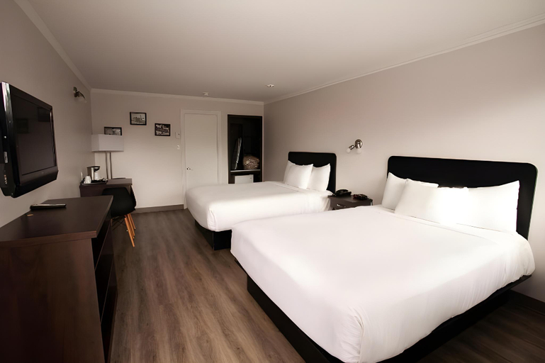 Others 4, Motel Newstar Laval, Laval