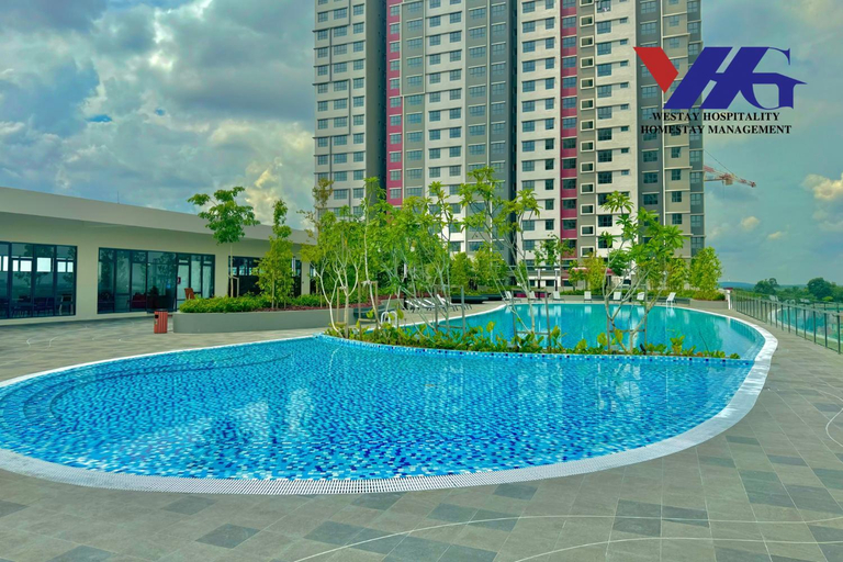 Sport & Beauty 5, Alanis Suite With Netflix @ KLIA Sepang, Sepang