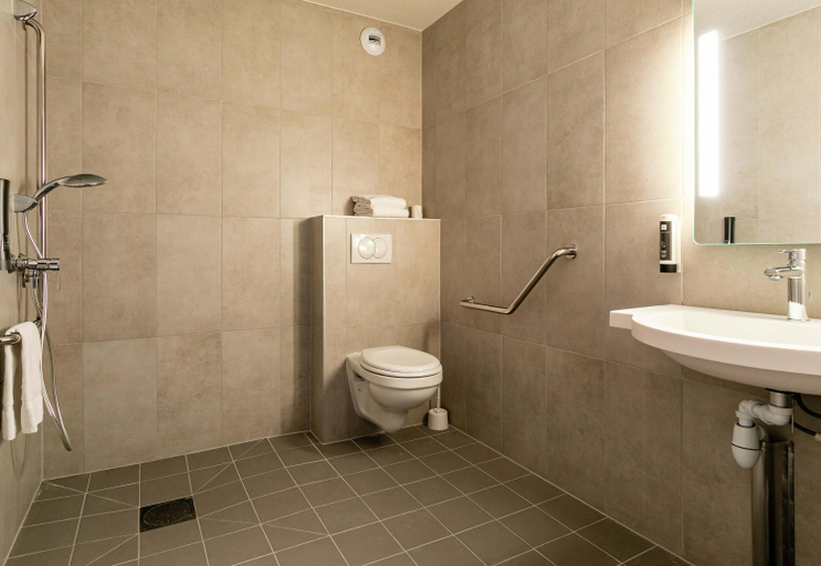 Bathroom 4, B&B Hôtel Sélestat Centre-Alsace, Bas-Rhin