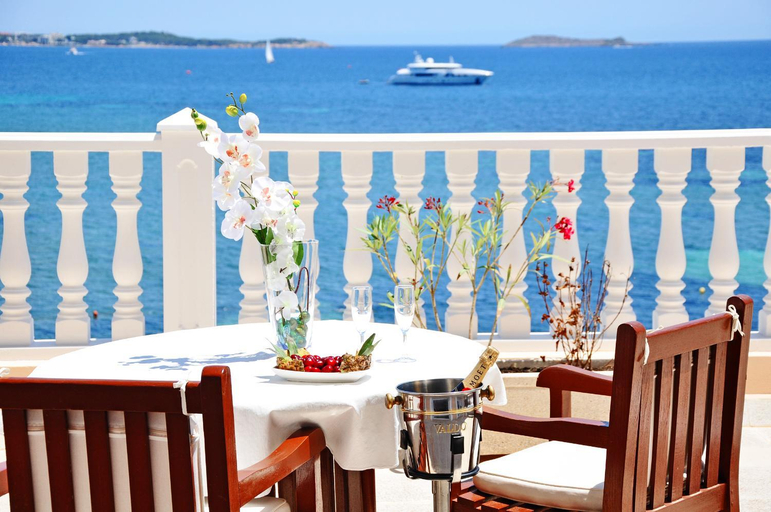Food & Drinks 5, Grand Hotel Palladium Santa Eulalia del Rio, Baleares