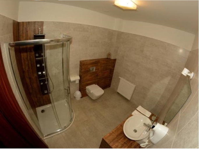Bathroom 3, Hotel Kuznia Smakow, Wąbrzeźno