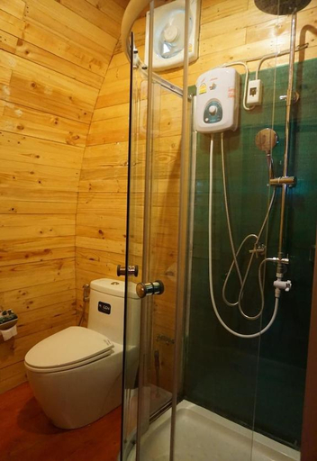Bathroom 3, Phumork Camp Phu Chi Fa, Thoeng