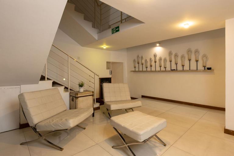 Public Area 3, Rockwell Colombo Hotel, Thimbirigasyaya
