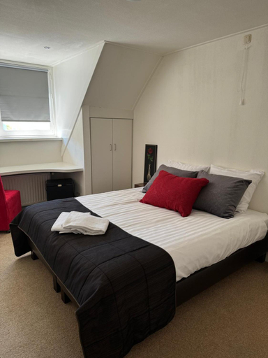 Bedroom 2, 'T centrum Reusel, Reusel-De Mierden