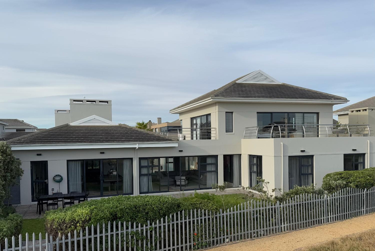 2, Sunset Kite & Golf Villa, City of Cape Town