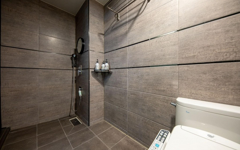 Bathroom 5, Jeonju Junghwasandong Twosome, Jeonju