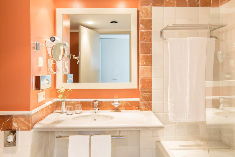 Bathroom 5, Hipotels Hotel Flamenco Conil, Cádiz
