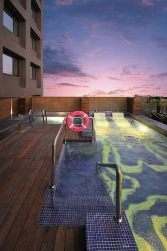 Sport & Beauty 2, Monarch Skyline International Hotel (close to Tai Mall), Taoyuan
