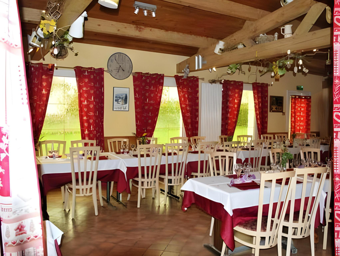 Food & Drinks 4, Logis Hotel & Restaurant Les Perce-Neige, Doubs