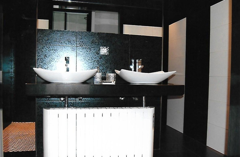 Bathroom, Hostal Fuente de la Magdalena, Badajoz