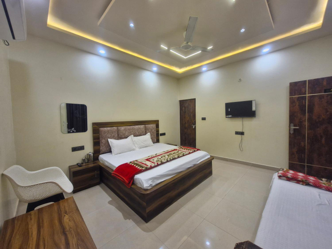 Bedroom 2, BRiJWAS DHAM, Mathura