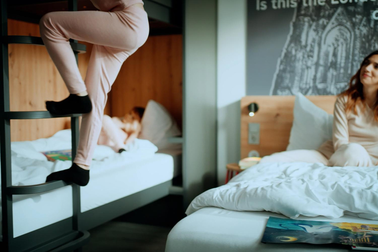 Bedroom 3, MEININGER Hotel Berlin Alexanderplatz, Berlin