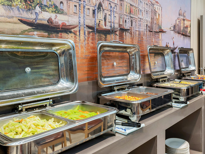 Food & Drinks 5, Vienna Classic Hotel Fuzhou Railway Station North Square, Fuzhou