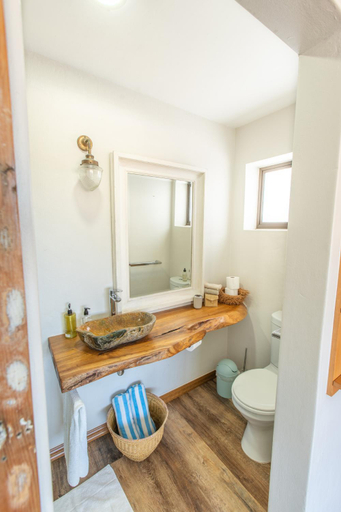 Bathroom 4, AtSupers Accommodation, Cacadu