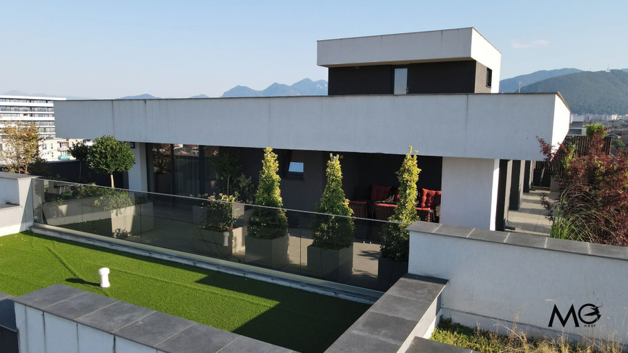 Exterior & Views 2, MoHost Valcom - Luxury Skyline Penthouse, Brasov
